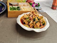 -陈熹公民族美食文化餐厅(中华广场店)