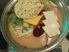 -富乐满韩国正宗炸鸡韩国料理(虹泉路店)