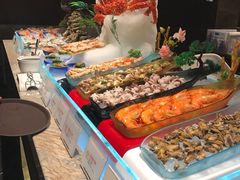 -半岛翡丽海鲜自助餐厅(观风亭店)