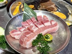-哈哈碳都·牛肋条无限自助烤肉(台江万达店)