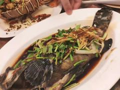 -拉威海鲜市场