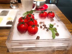 番茄脆菇沙拉-小大董·烤鸭(王府井apm店)