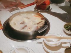 -三人行骨头王火锅(长寿店)