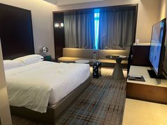 -上海龙之梦万丽酒店