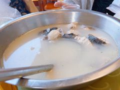-雪湖煜辰鱼头老店(雪野湖店)