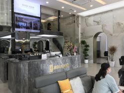 -苏奇发型·烫发染发