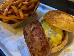 -Grinder 绞肉机汉堡(武定路店)