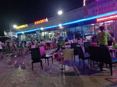 -亚龙湾中心广场