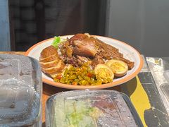 -瑞霖·隆江猪脚饭