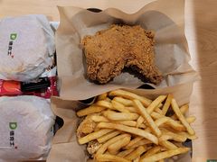 -德克士(三门路店)