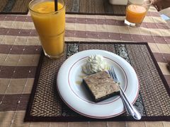 -Cafe de Thaan Aoan