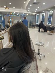 点击看大图 -八佰伴8008星级形象店