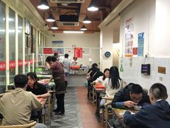 大堂-没牙伯花生汤店(老药洲店)