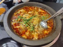 -灶知轩湘西石锅鱼(万佳广场店)