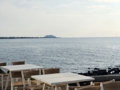 -Cafe Aewol Monsant