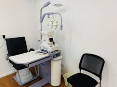 -视野联行眼镜•蔡司•依视路(温江店)