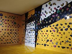 -问山MountQuest攀岩馆