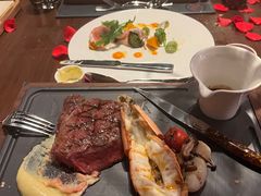 -恰餐厅及酒吧 CHAR Bar & Grill (北京丽都皇冠假日店)