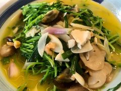 上汤豆苗-北院·果木烤鸭·25年东北菜(创意产业园店)
