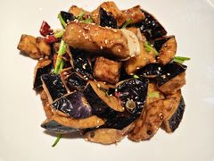 -梅飞酒家(名辉豪庭店)