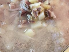 -陕北农家小吃风干羊肉剁荞面