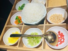 黄金鸡汤泡饭-川堂风·跷脚牛肉·乐山爆炒(宝山日月光店)