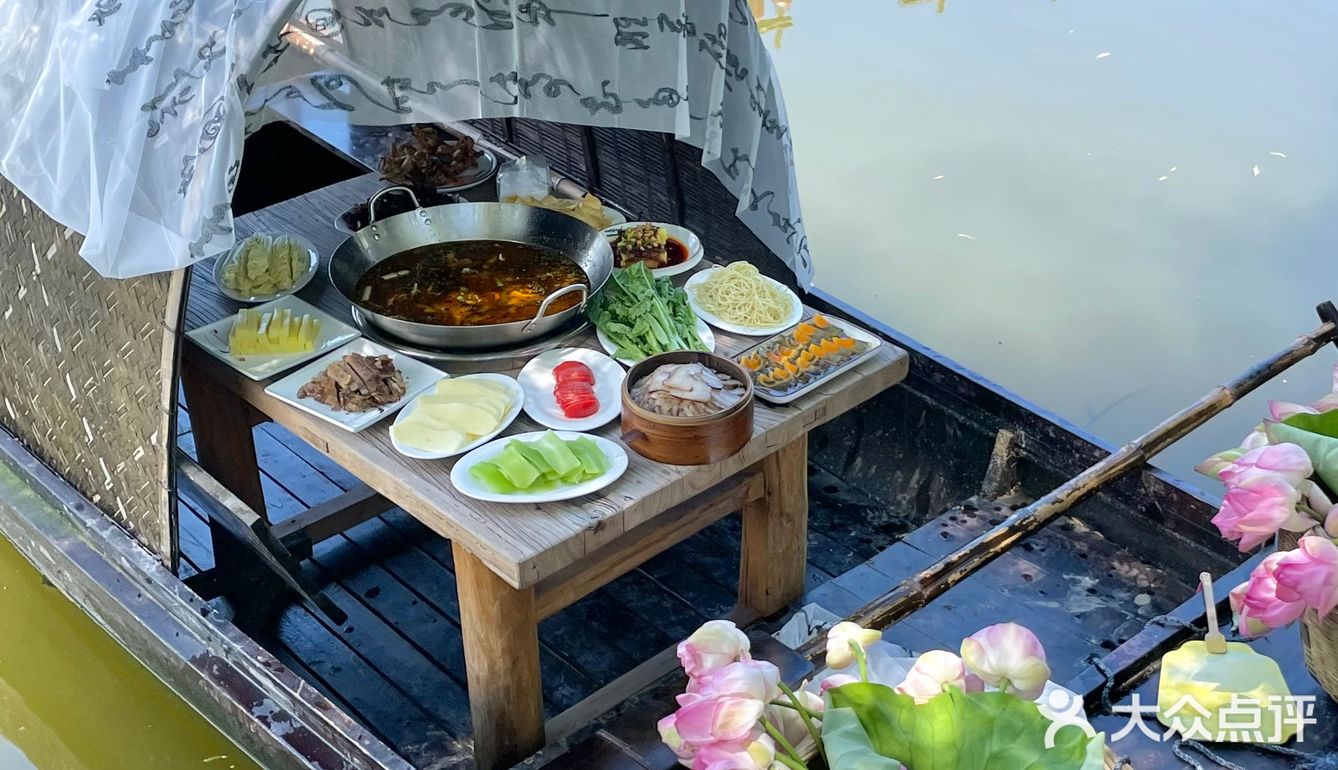 成都周边避暑！赏荷花🪷享美食好去处！