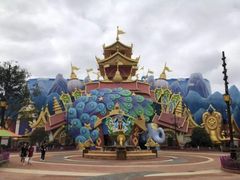 -七彩云南欢乐世界