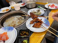 -锤头鲨毛肚海鲜烤肉自助餐厅(国购广场店)