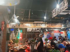 -萍姐火锅·公路夜市(武汉首店)