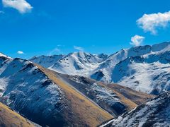 -比如骷髅墙景区