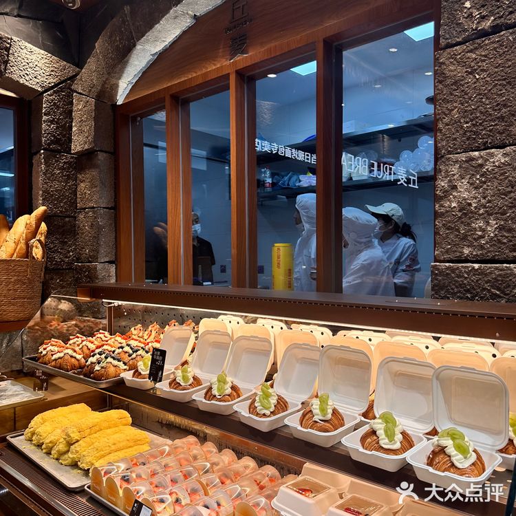 真的开始了!丘麦请全深圳人一起吃面包了啊啊啊