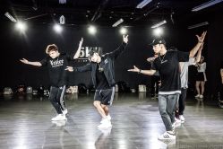 点击看大图 -5KM舞蹈街舞工作室