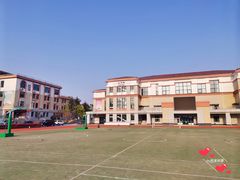 -山东省青岛第六十二中学