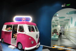 -MINI MARS KIDS CLUB亲子家庭中心(长宁天山店)