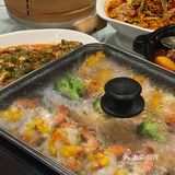  红杏枝头春意闹，春天来了