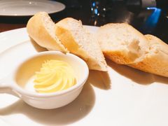 餐前面包-弗兰克牛排西餐厅Ribone steak house(柠檬花园店)