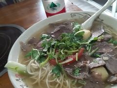 -牛小隆牛肉面馆(四牌楼店)
