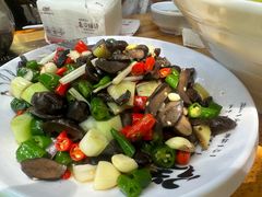 -邛海风味特色菜馆