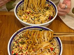 -云阿蛮云南生烫牛肉米线(奉贤路店)