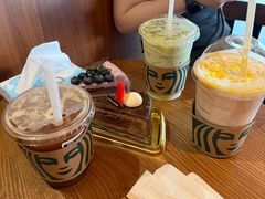 -星巴克(真如星光耀广场店)