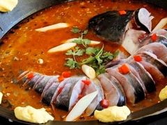 -百事晟渔村木火铁锅炖(玉带湾店)