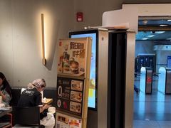 -麦当劳(中山公园龙之梦店)