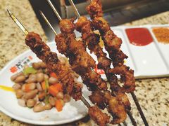 现穿羊肉串-丰茂烤串(公园店)