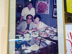 -滋味满屋美食坊(上海街店)