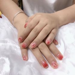 -爱纶美·美甲美睫半永久