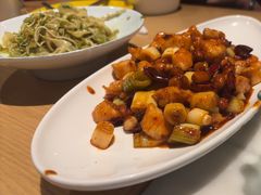 -渝信川菜 · 川味家常菜(财富购物中心店)