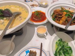 -湘阅•威海海鲜•湖南味道(华宝店)