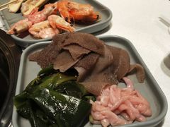 -爱有声毛肚串串火锅自助(龙之梦大都汇店)