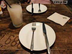 -HIGH FIVE哈福手工汉堡(桂林路店)